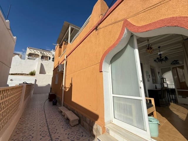 3 slaapkamer Villa te koop in San Miguel de Salinas - € 209.999 (Ref: 9906229)