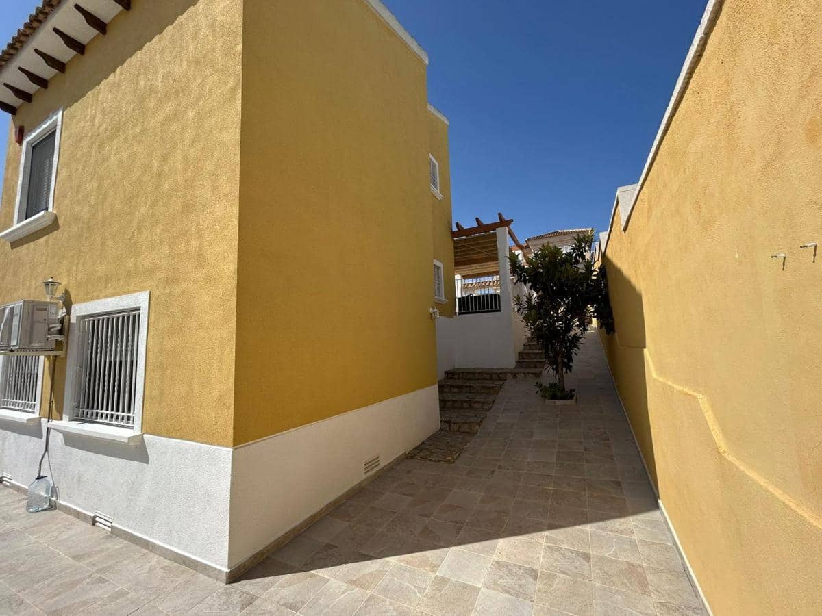 3 quarto Moradia para venda em San Miguel de Salinas - 409 900 € (Ref: 9906258)