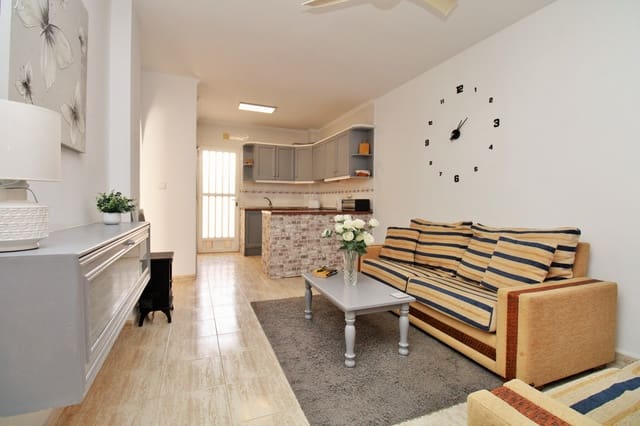 2 makuuhuone Huoneisto myytävänä paikassa Villamartin, Orihuela - 144 000 € (Ref: 9906295)