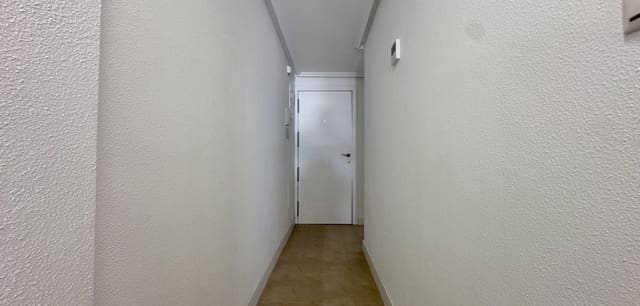3 bedroom Apartment for sale in Torrevieja - € 155,000 (Ref: 9906296)