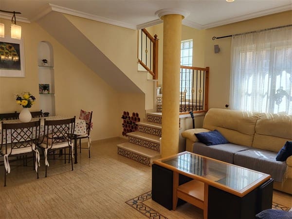 3 makuuhuone Huvila myytävänä paikassa Villamartin, Orihuela - 375 000 € (Ref: 9906311)