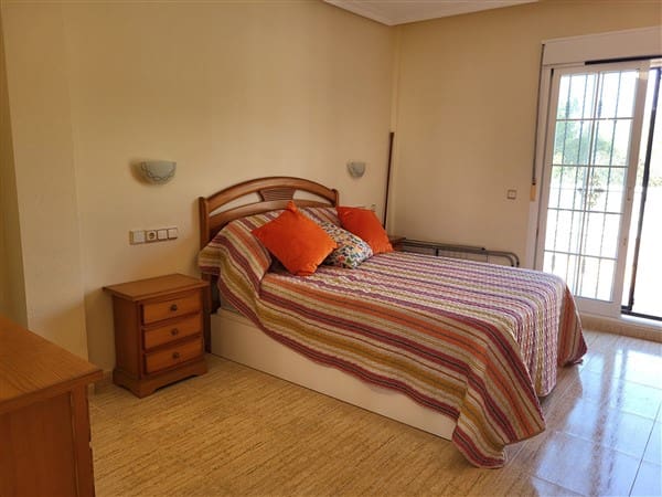 3 makuuhuone Huvila myytävänä paikassa Villamartin, Orihuela - 375 000 € (Ref: 9906311)