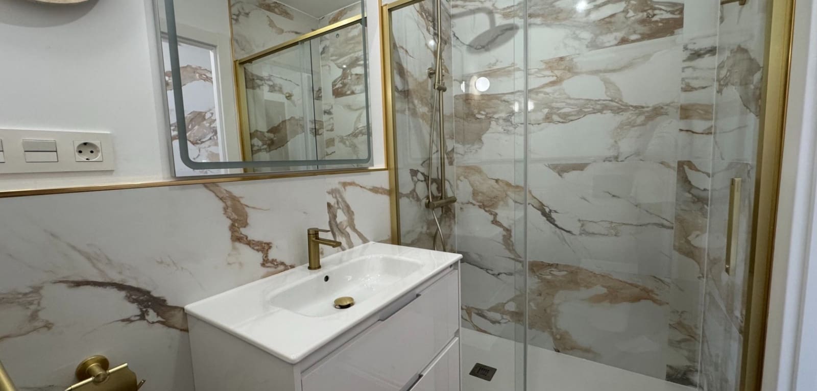 2 sovrum Lägenhet till salu i Orihuela Costa - 220 000 € (Ref: 9906330)