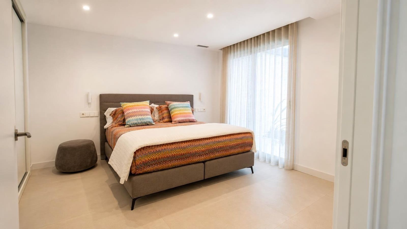 Chalet de 6 habitaciones en El Campello en venta con piscina garaje - 1.660.000 € (Ref: 10063051)