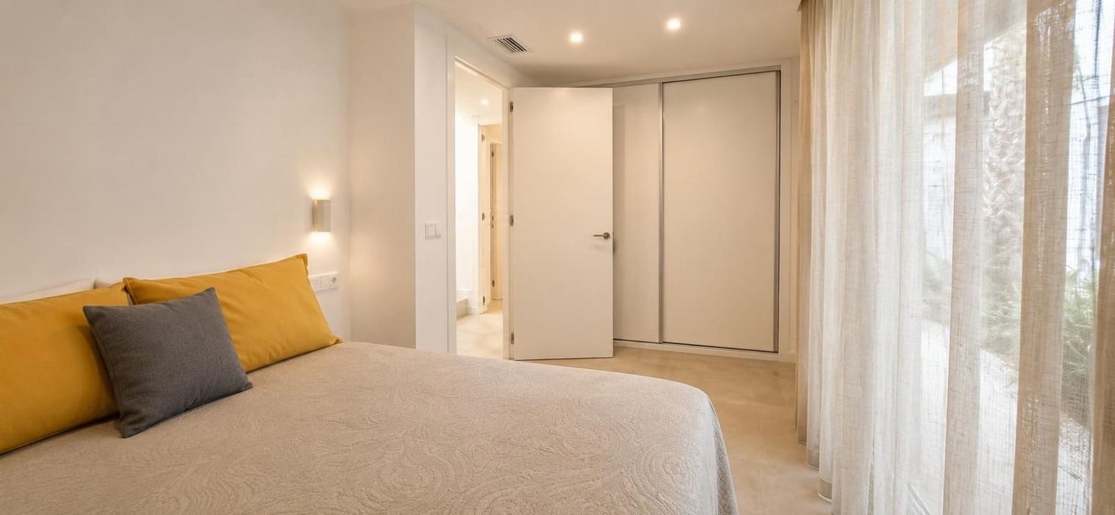 Chalet de 6 habitaciones en El Campello en venta con piscina garaje - 1.660.000 € (Ref: 10063051)