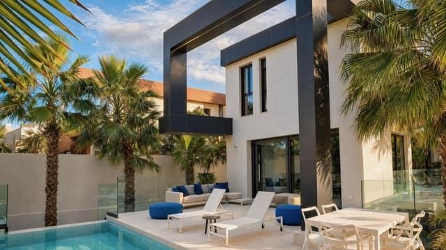 Chalet de 6 habitaciones en El Campello en venta con piscina garaje - 1.660.000 € (Ref: 10063051)