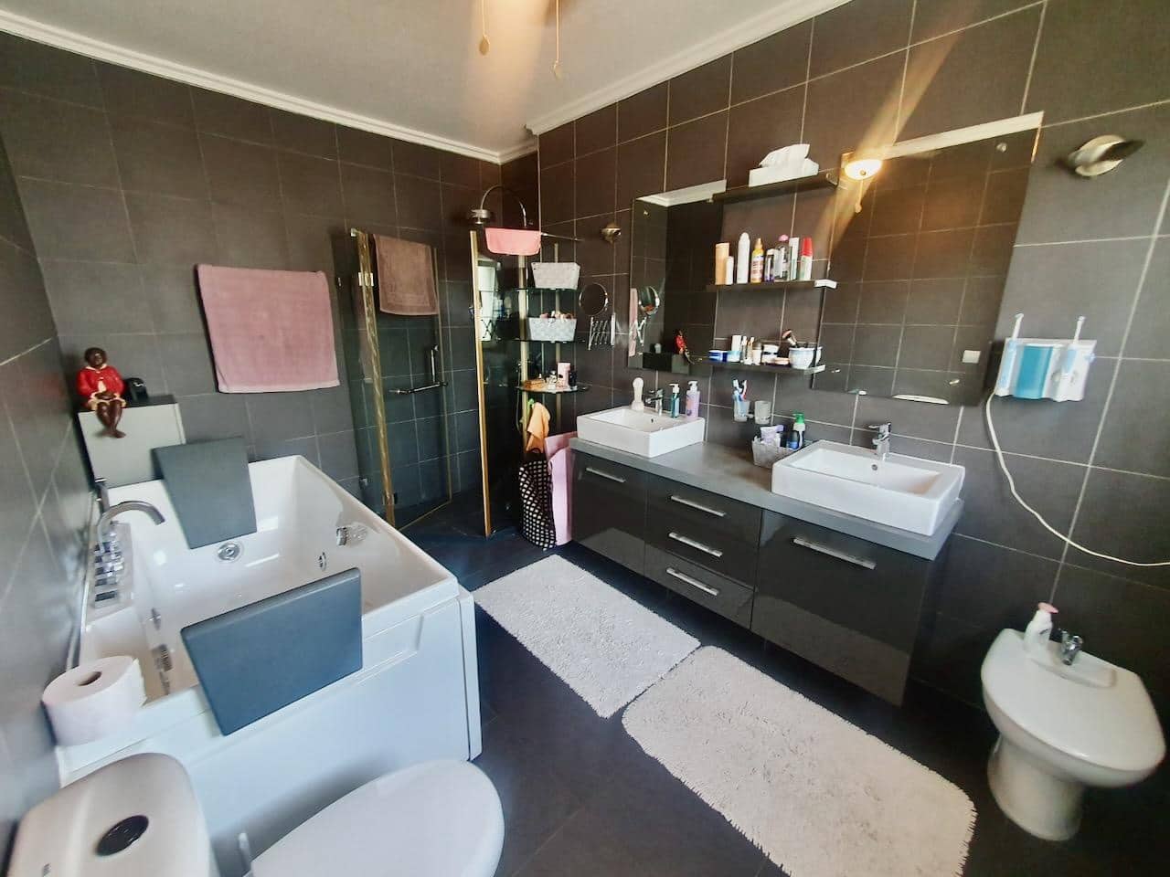 4 soverom Villa til salgs i Alfaz del Pi / L'Alfas del Pi med svømmebasseng garasje - € 850 000 (Ref: 10167959)