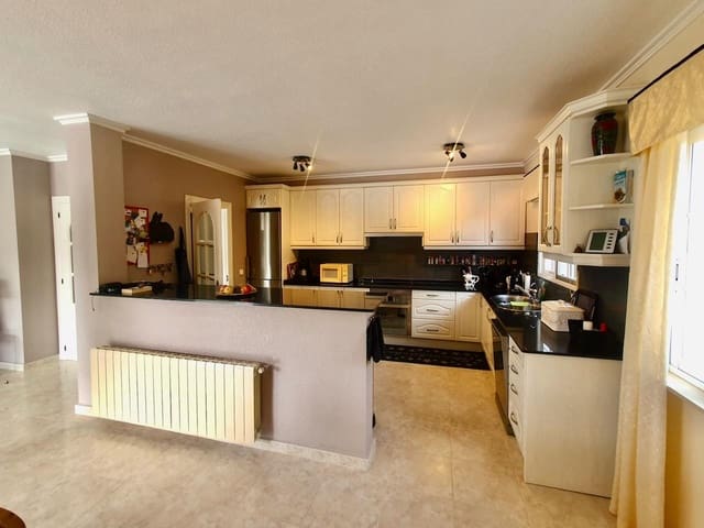 4 soverom Villa til salgs i Albir, Alfaz del Pi / L'Alfàs del Pi med svømmebasseng garasje - € 850 000 (Ref: 10167959)