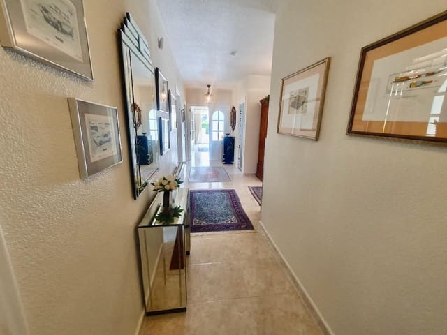 4 soverom Villa til salgs i Albir, Alfaz del Pi / L'Alfàs del Pi med svømmebasseng garasje - € 850 000 (Ref: 10167959)