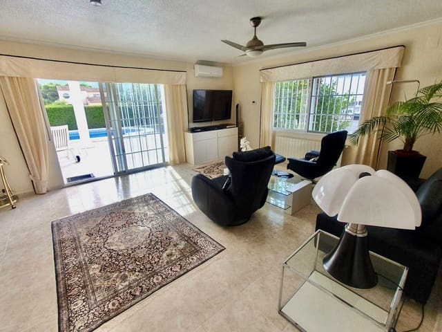 4 soverom Villa til salgs i Albir, Alfaz del Pi / L'Alfàs del Pi med svømmebasseng garasje - € 850 000 (Ref: 10167959)