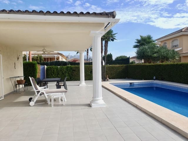 4 soverom Villa til salgs i Albir, Alfaz del Pi / L'Alfàs del Pi med svømmebasseng garasje - € 850 000 (Ref: 10167959)