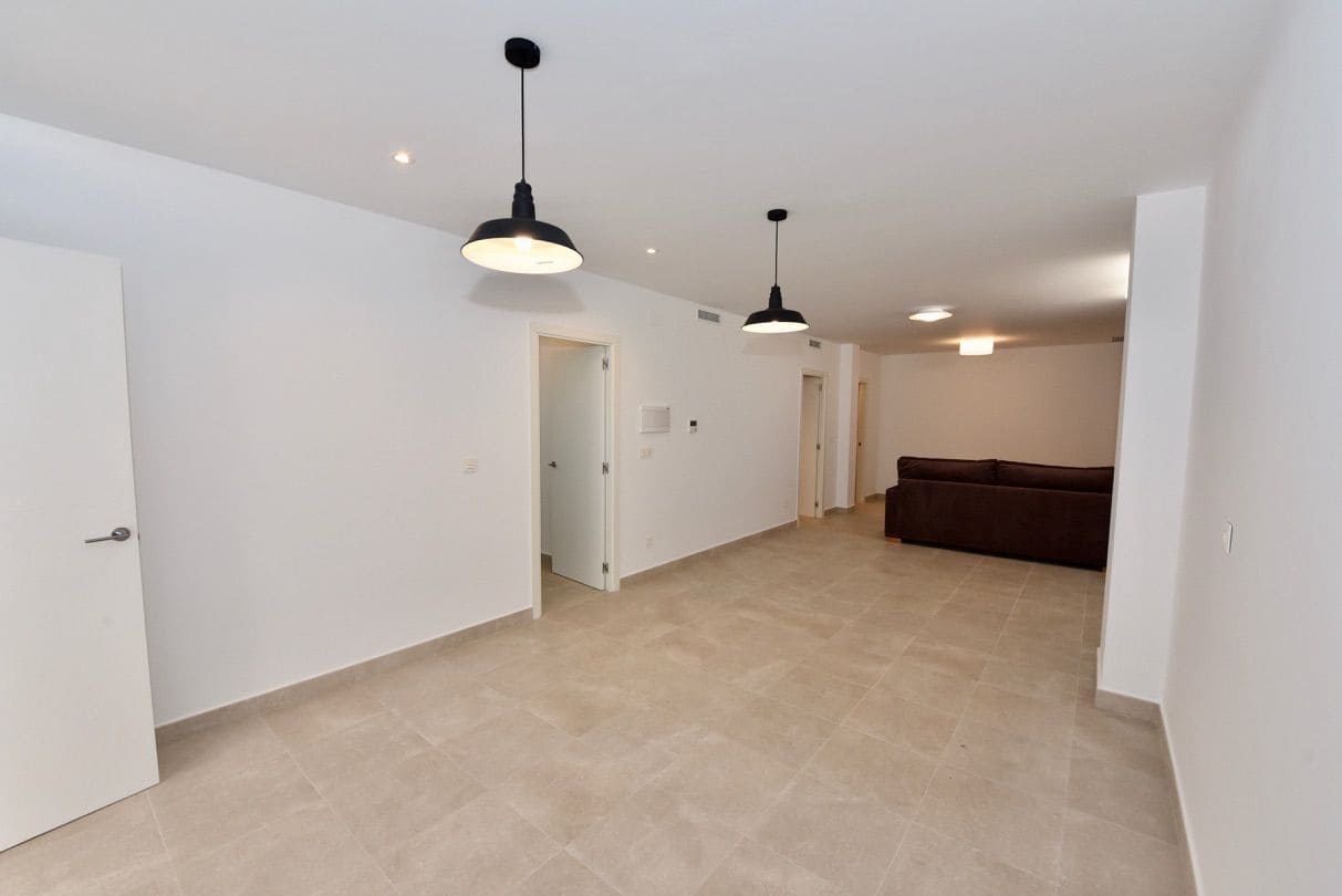 3 soverom Villa til salgs i La Nucia med svømmebasseng garasje - € 600 000 (Ref: 6164249)