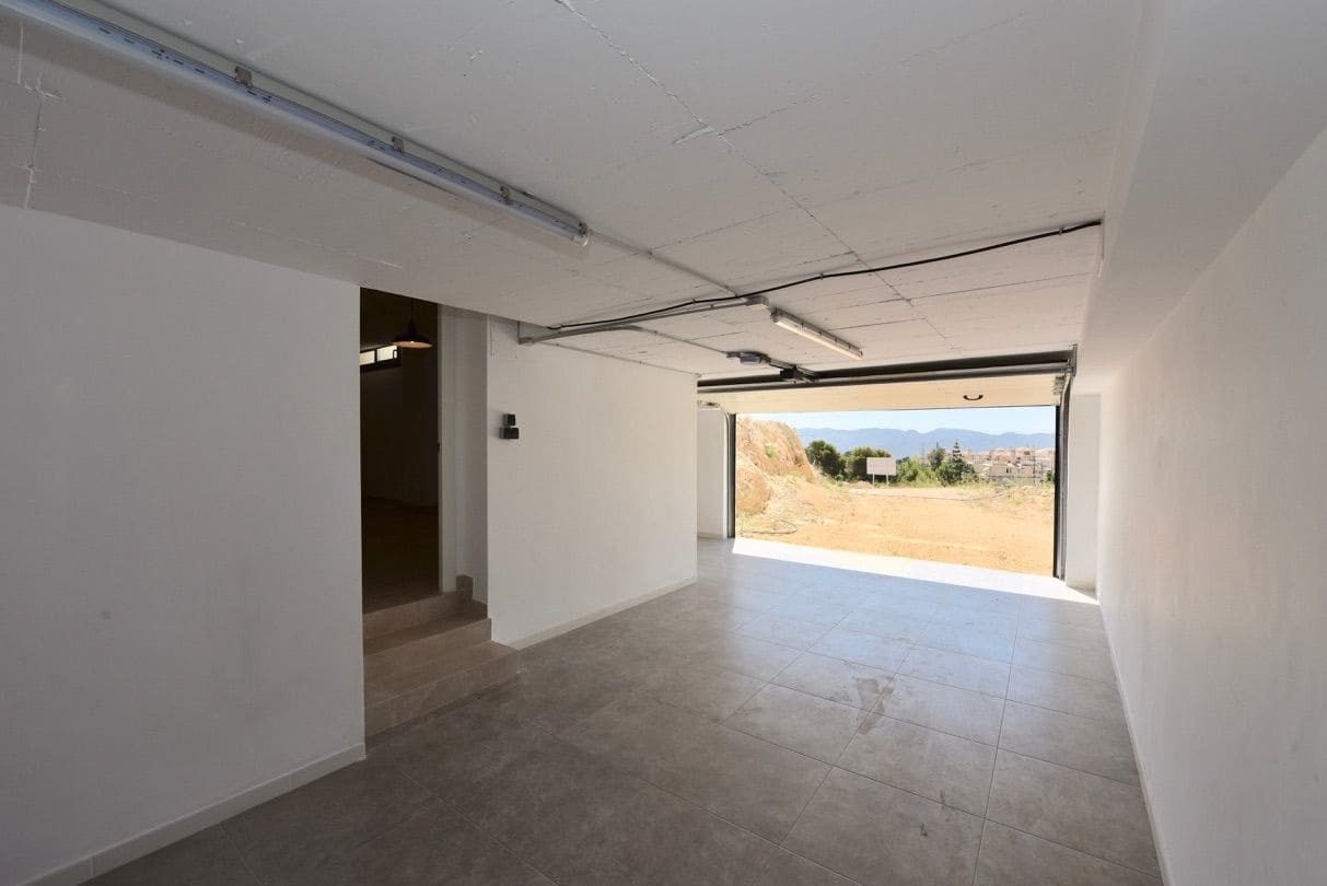 3 soverom Villa til salgs i La Nucia med svømmebasseng garasje - € 600 000 (Ref: 6164249)