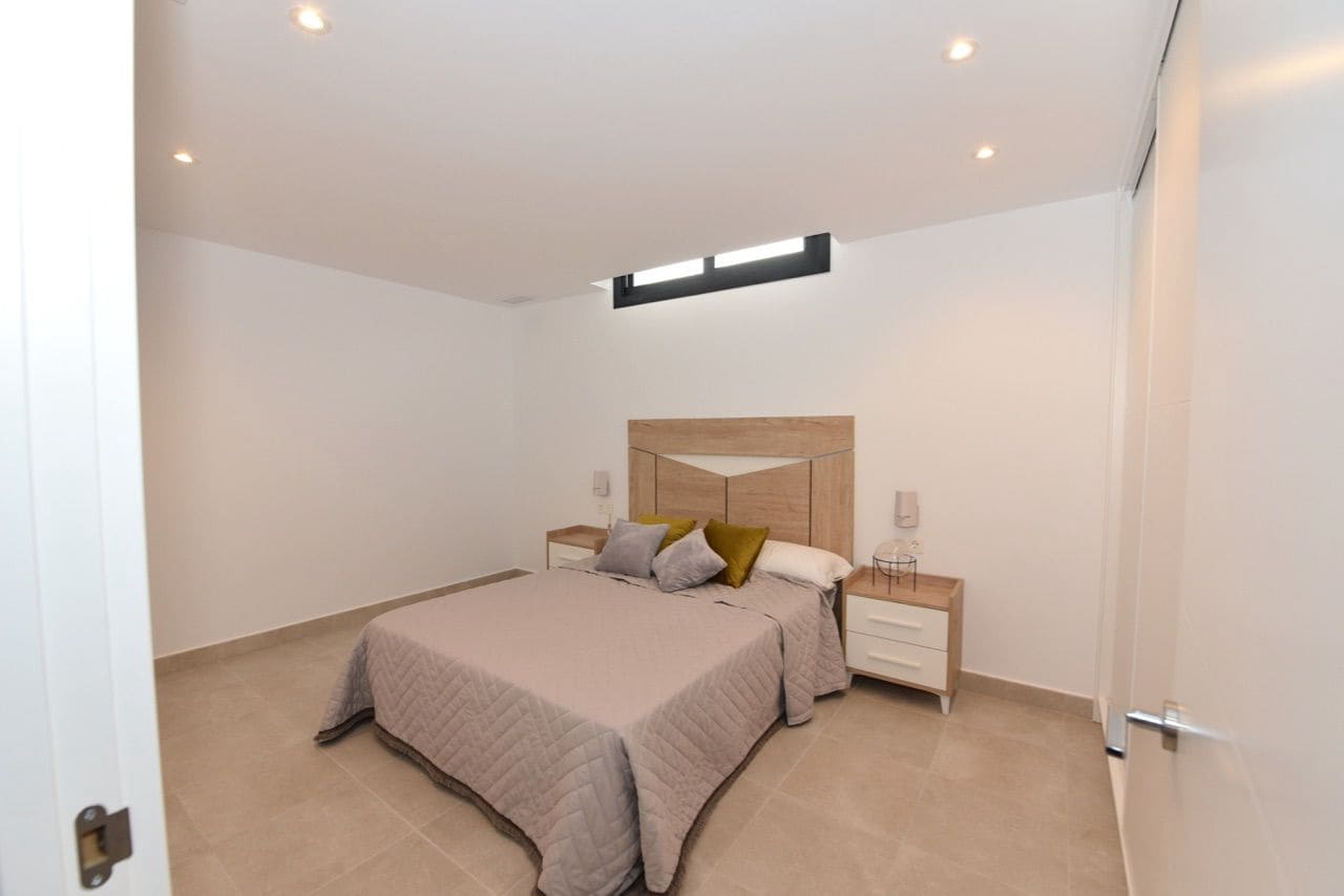 3 soverom Villa til salgs i La Nucia med svømmebasseng garasje - € 600 000 (Ref: 6164249)