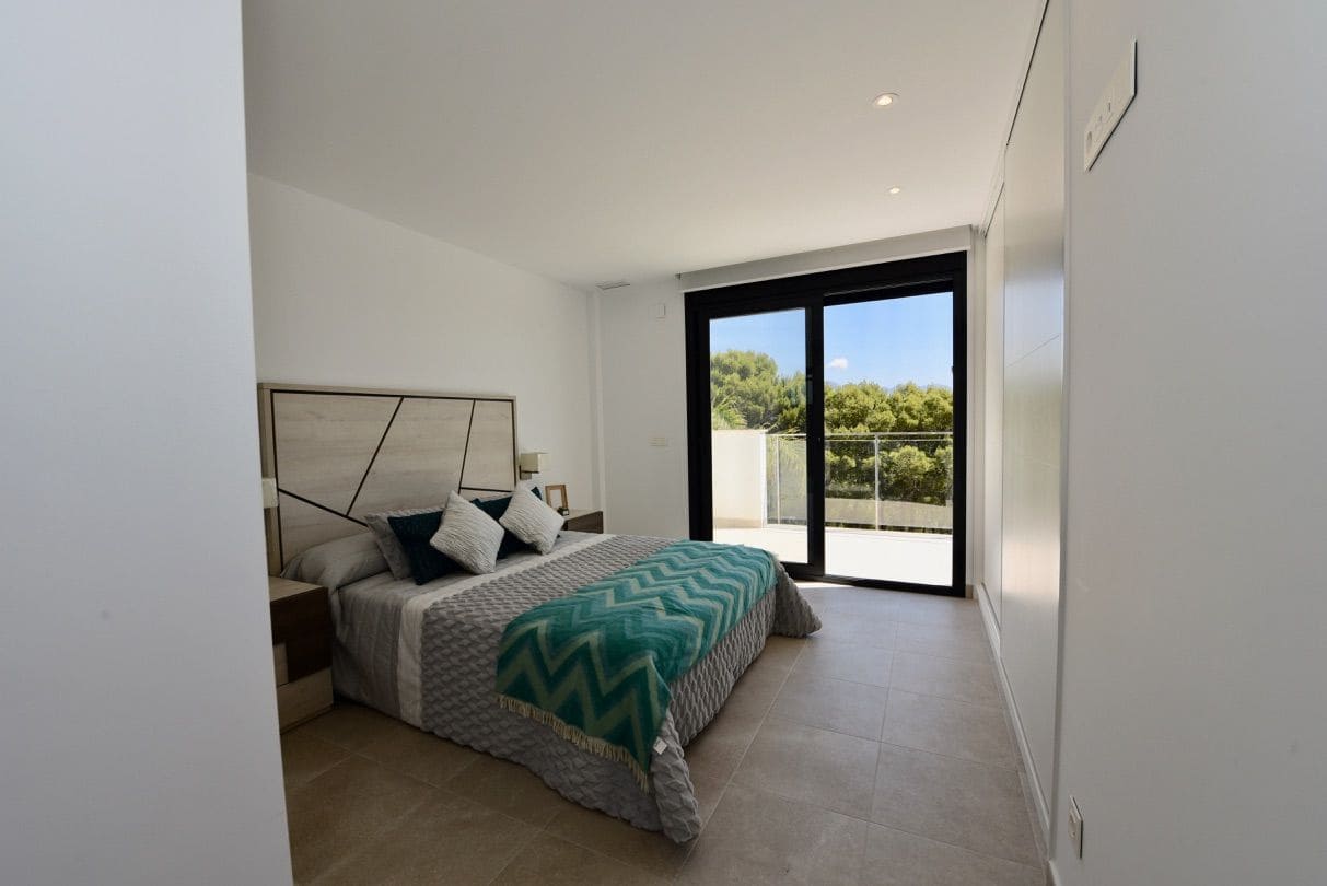 3 soverom Villa til salgs i La Nucia med svømmebasseng garasje - € 600 000 (Ref: 6164249)