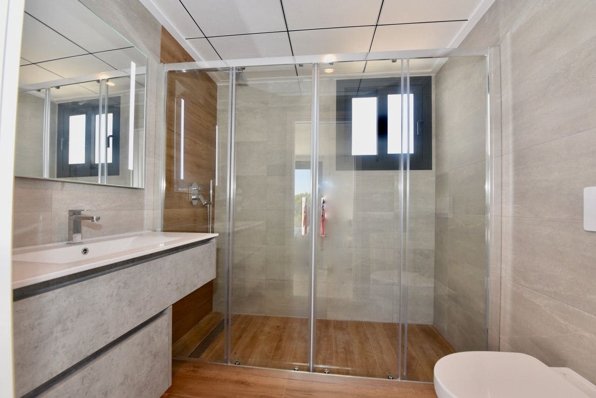 3 soverom Villa til salgs i La Nucia med svømmebasseng garasje - € 600 000 (Ref: 6164249)