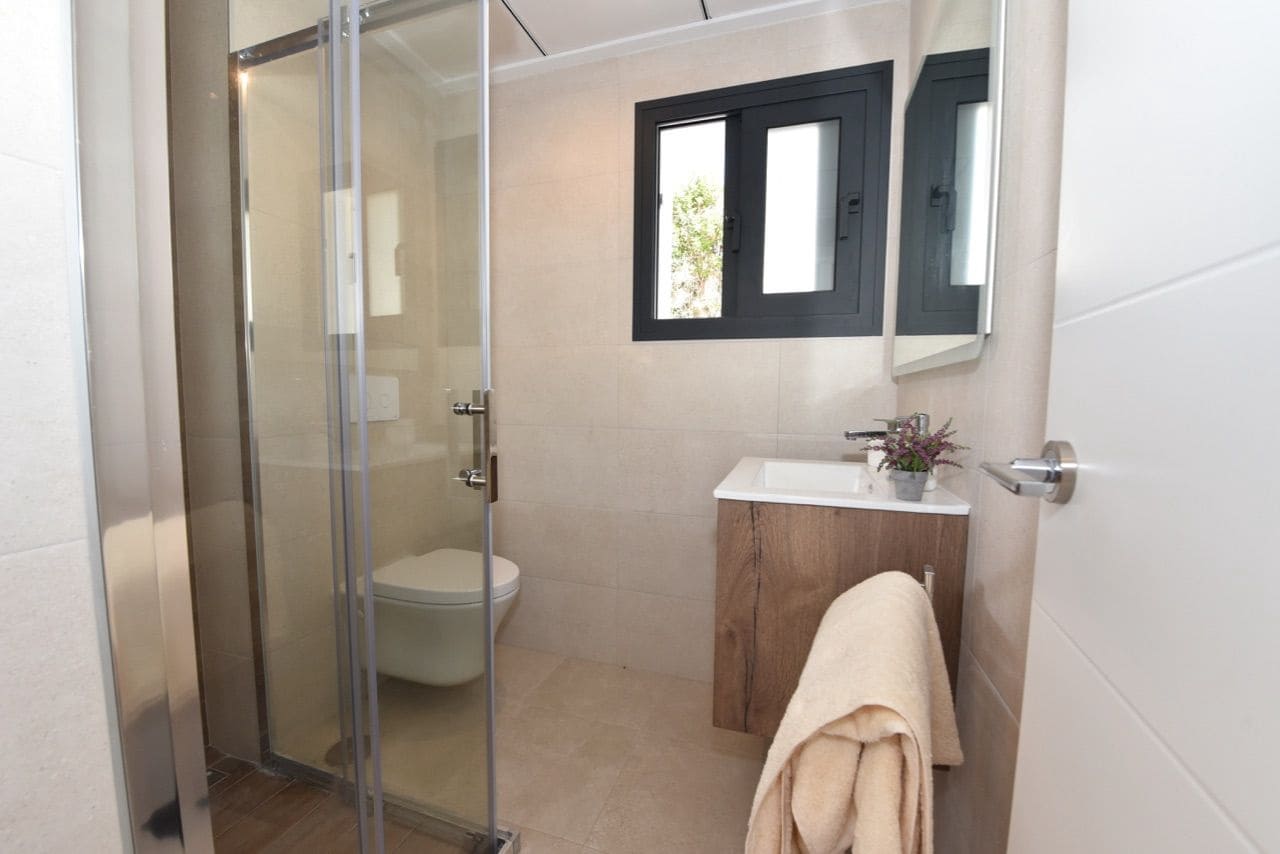 3 soverom Villa til salgs i La Nucia med svømmebasseng garasje - € 600 000 (Ref: 6164249)