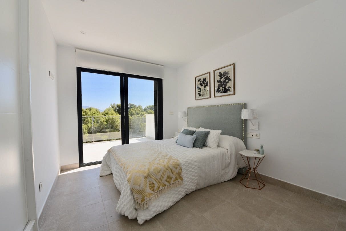 3 bedroom Villa for sale in La Nucia with pool garage - € 600,000 (Ref: 6164249)