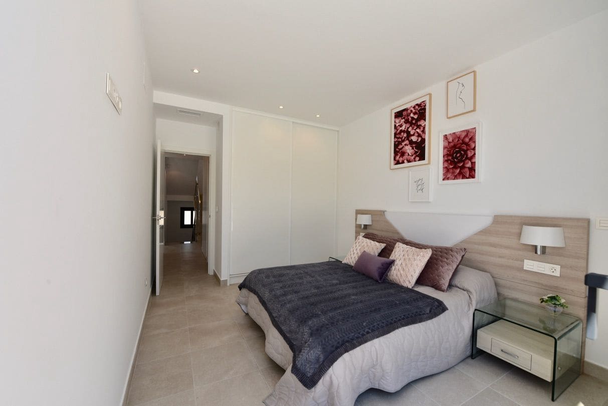 3 bedroom Villa for sale in La Nucia with pool garage - € 600,000 (Ref: 6164249)