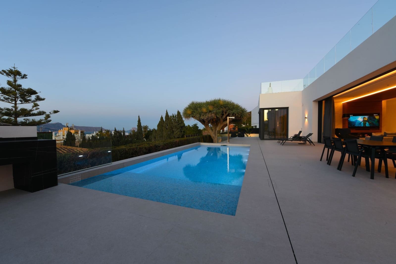 4 soverom Villa til salgs i Albir med svømmebasseng garasje - € 3 950 000 (Ref: 6860107)