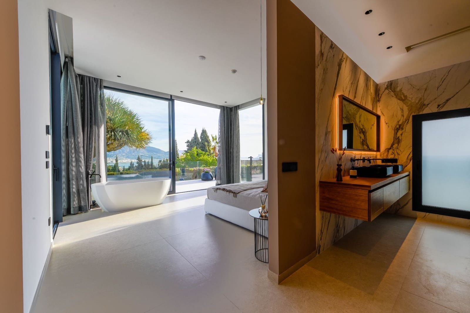 4 soverom Villa til salgs i Albir med svømmebasseng garasje - € 3 950 000 (Ref: 6860107)