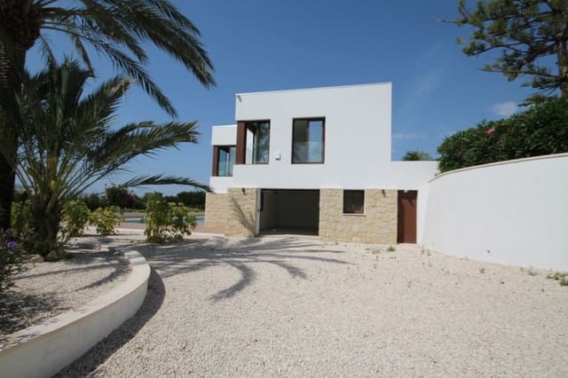 4 soverom Villa til salgs i Alfaz del Pi / L'Alfàs del Pi med svømmebasseng garasje - € 2 250 000 (Ref: 6877238)