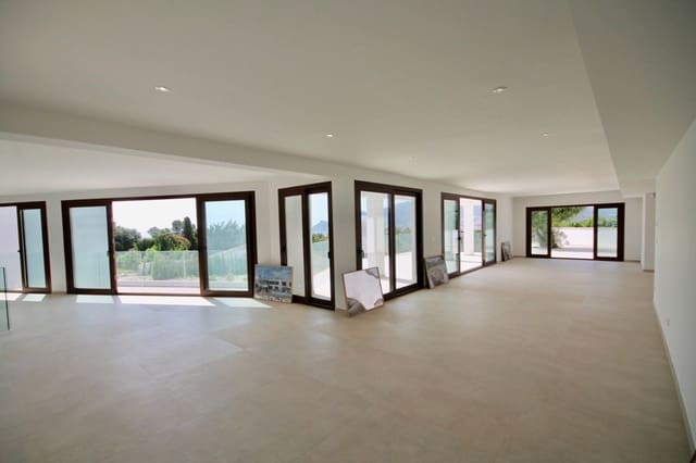 4 soverom Villa til salgs i Alfaz del Pi / L'Alfàs del Pi med svømmebasseng garasje - € 2 250 000 (Ref: 6877238)