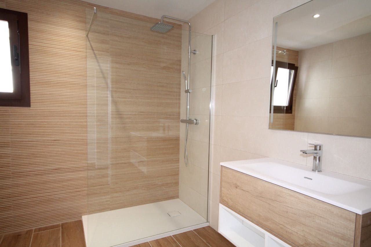 4 bedroom Villa for sale in Alfaz del Pi / L'Alfas del Pi with pool garage - € 2,250,000 (Ref: 6877238)