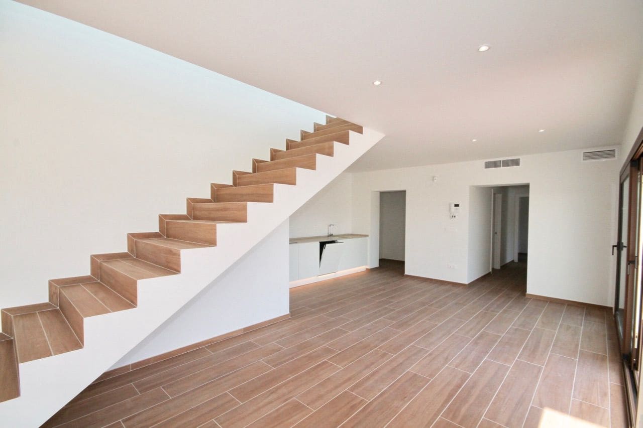 4 bedroom Villa for sale in Alfaz del Pi / L'Alfas del Pi with pool garage - € 2,250,000 (Ref: 6877238)