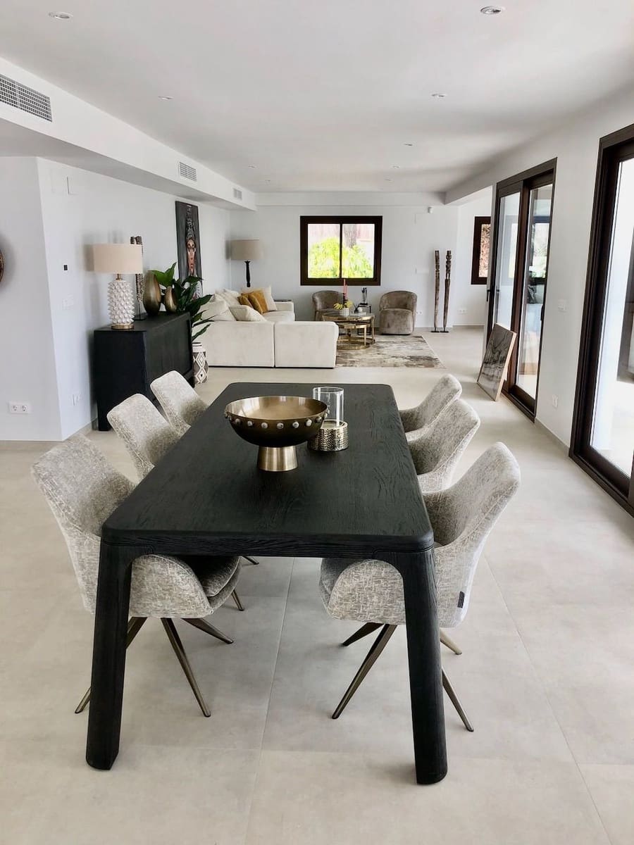 4 bedroom Villa for sale in Alfaz del Pi / L'Alfas del Pi with pool garage - € 2,250,000 (Ref: 6877238)