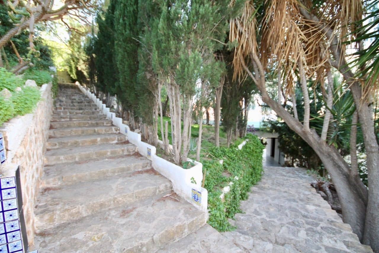 13 slaapkamer Villa te koop in Benidorm met zwembad garage - € 1.980.000 (Ref: 7261463)