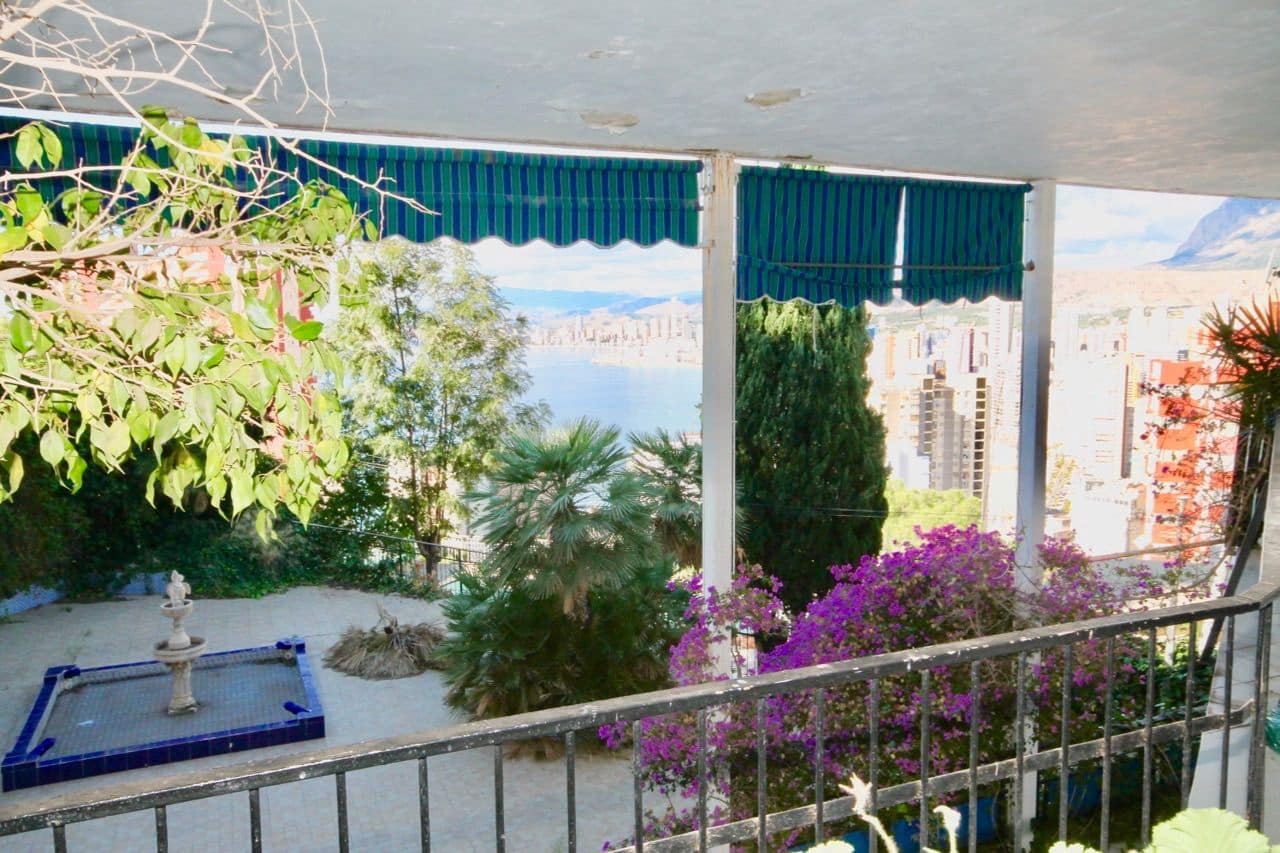 13 bedroom Villa for sale in Benidorm with pool garage - € 1,980,000 (Ref: 7261463)