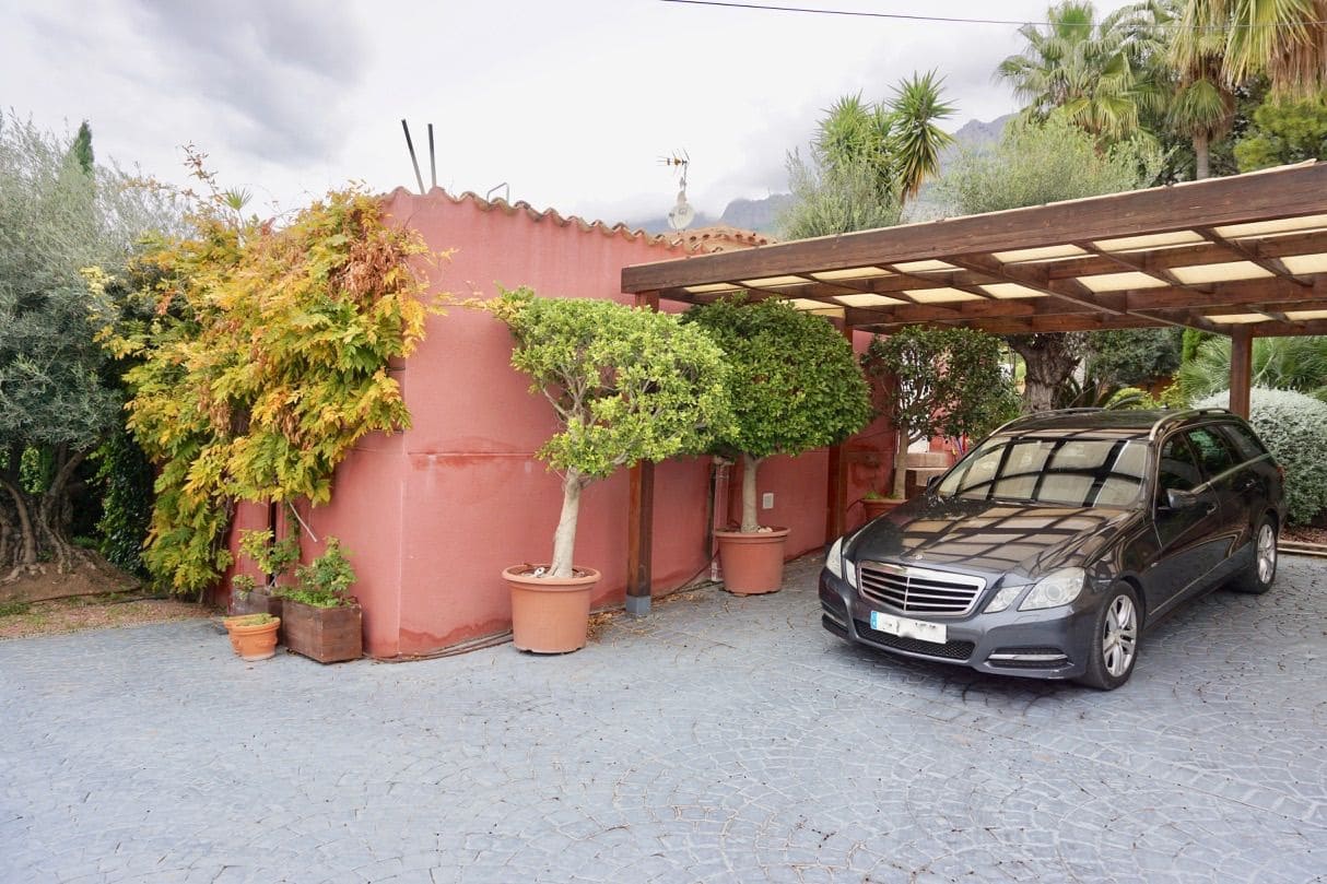 3 bedroom Villa for sale in Altea with pool - € 840,000 (Ref: 7264189)