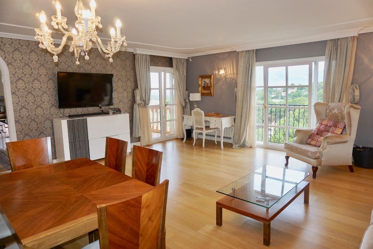 3 bedroom Villa for sale in Altea with pool - € 840,000 (Ref: 7264189)