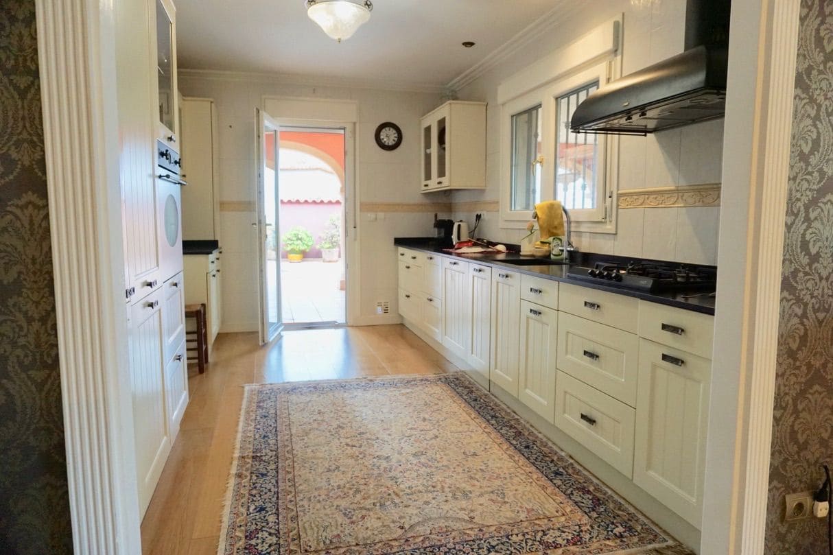 3 bedroom Villa for sale in Altea with pool - € 840,000 (Ref: 7264189)