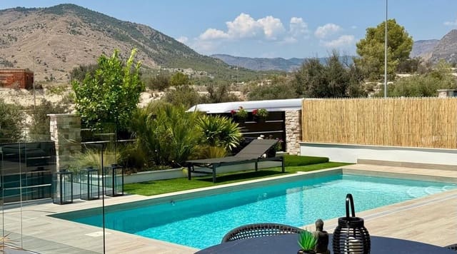 Chalet de 3 habitaciones en Balcón de Finestrat - Terra Marina, Finestrat en venta con piscina - 680.000 € (Ref: 7365213)