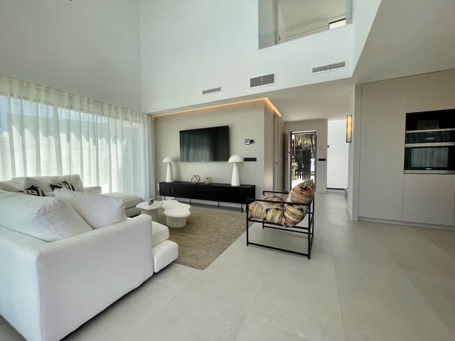 3 sovrum Villa till salu i Polop med pool garage - 860 000 € (Ref: 7453426)