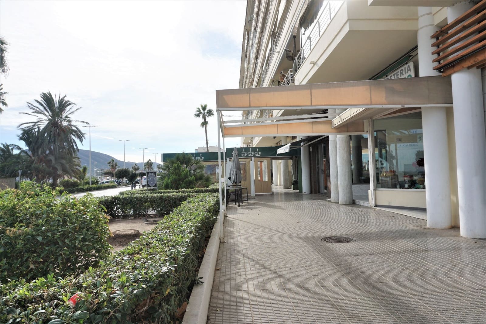 Commercial for sale in Altea - € 239,500 (Ref: 7636203)