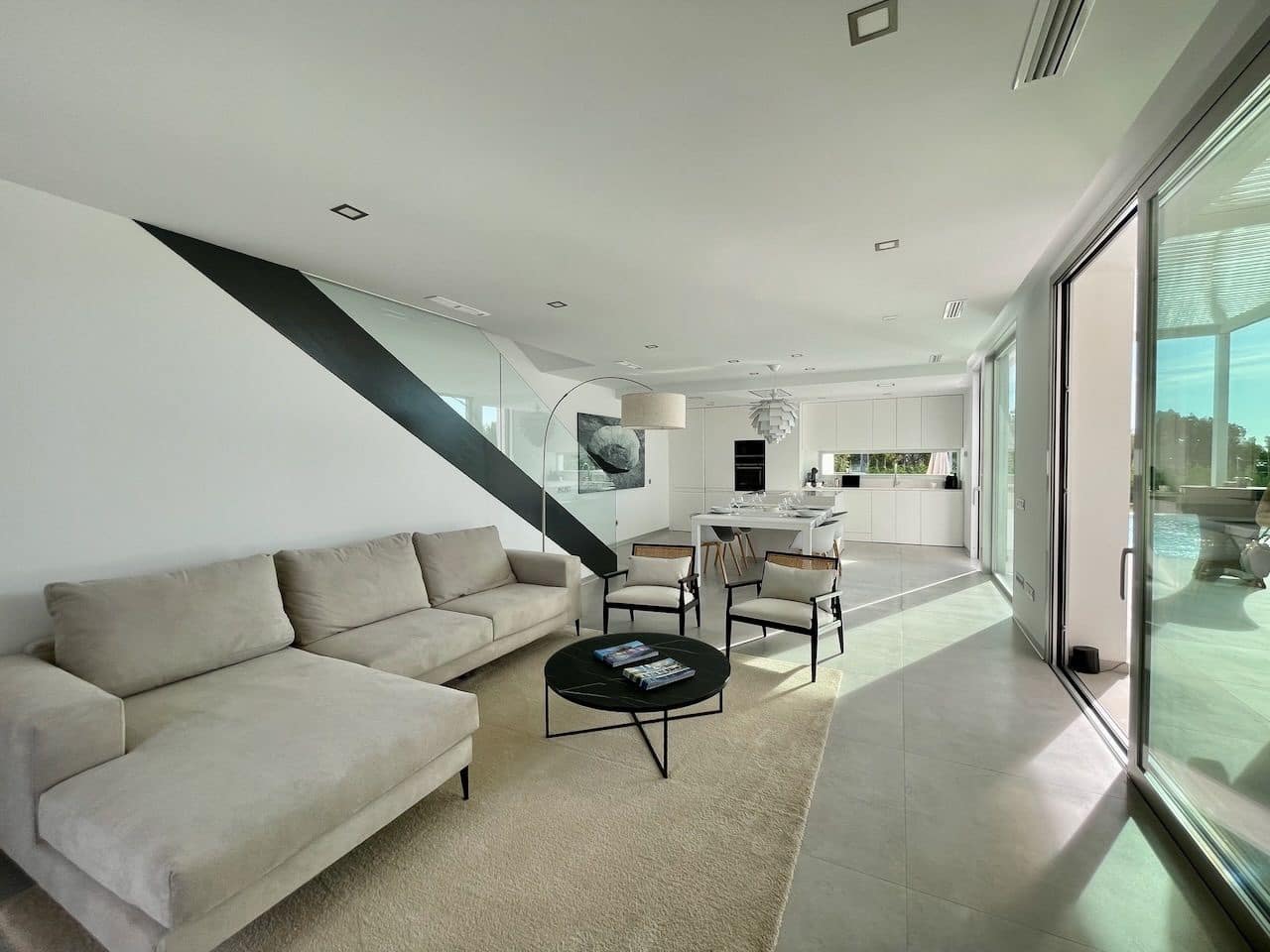 Chalet de 3 habitaciones en Finestrat en venta con piscina garaje - 695.000 € (Ref: 7697755)