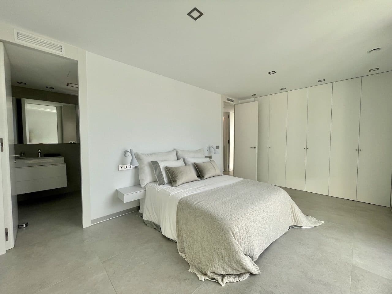 Chalet de 3 habitaciones en Finestrat en venta con piscina garaje - 695.000 € (Ref: 7697755)