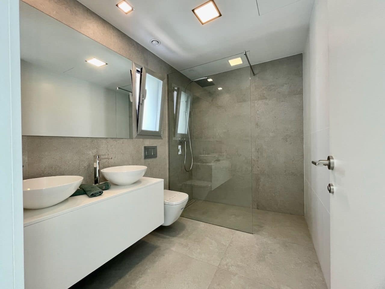 Chalet de 3 habitaciones en Finestrat en venta con piscina garaje - 695.000 € (Ref: 7697755)