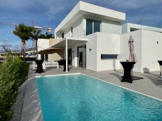 Chalet de 3 habitaciones en Finestrat en venta con piscina garaje - 695.000 € (Ref: 7697755)