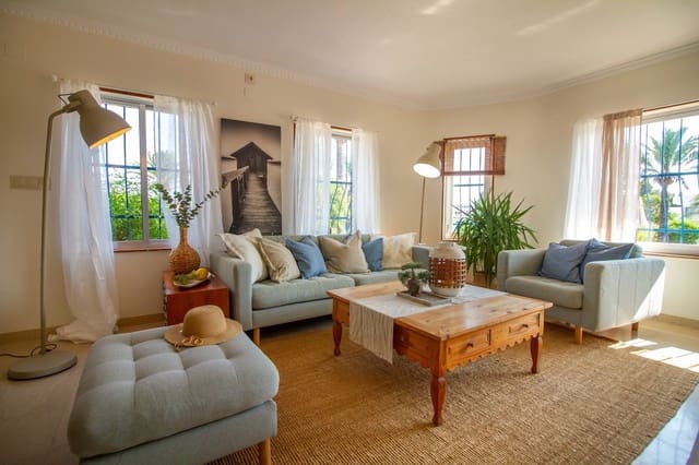 5 soverom Villa til salgs i Alfaz del Pi / L'Alfàs del Pi med svømmebasseng garasje - € 995 000 (Ref: 7731963)