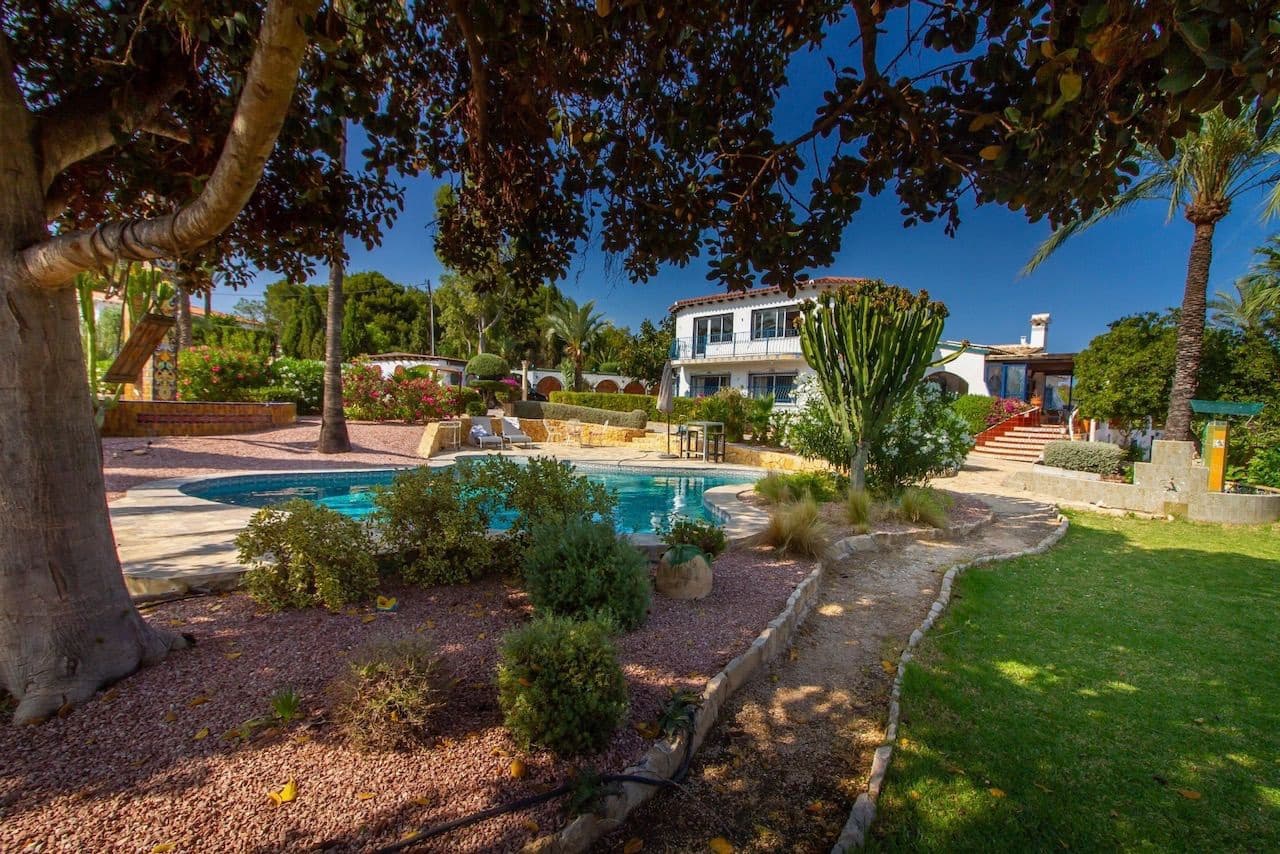 5 soverom Villa til salgs i Alfaz del Pi / L'Alfas del Pi med svømmebasseng garasje - € 995 000 (Ref: 7731963)