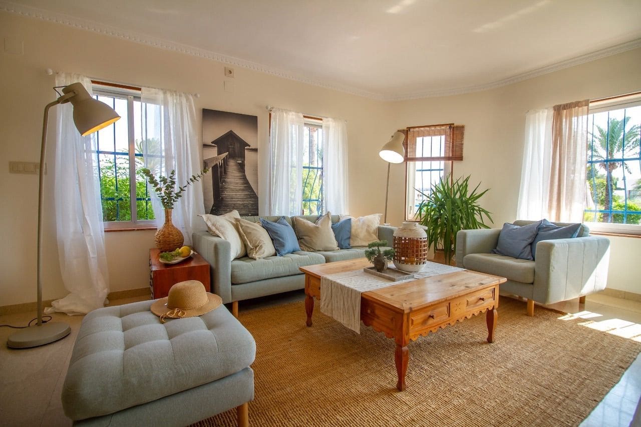 5 bedroom Villa for sale in Alfaz del Pi / L'Alfas del Pi with pool garage - € 995,000 (Ref: 7731963)