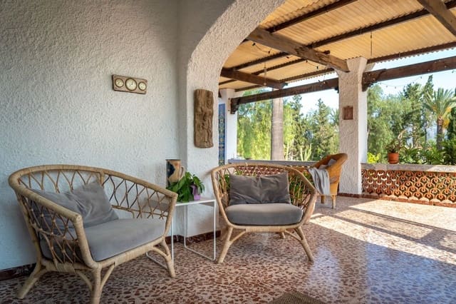 5 soverom Villa til salgs i Pueblo - Urbanizaciones, Alfaz del Pi / L'Alfàs del Pi med svømmebasseng garasje - € 995 000 (Ref: 7731963)