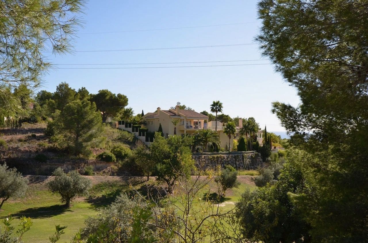 4 bedroom Villa for sale in Altea with pool garage - € 980,000 (Ref: 7754299)