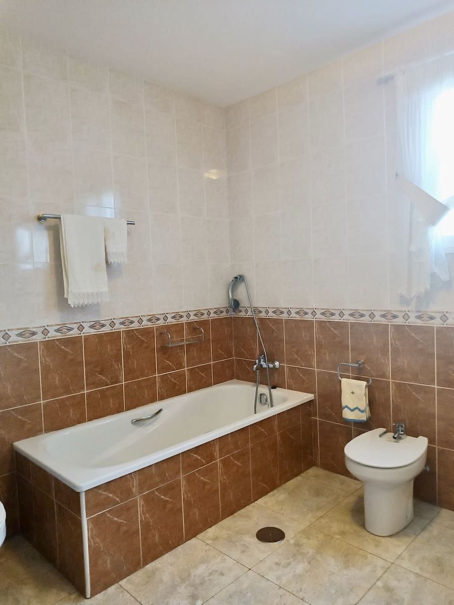 3 bedroom Villa for sale in La Nucia with pool garage - € 455,000 (Ref: 7784723)