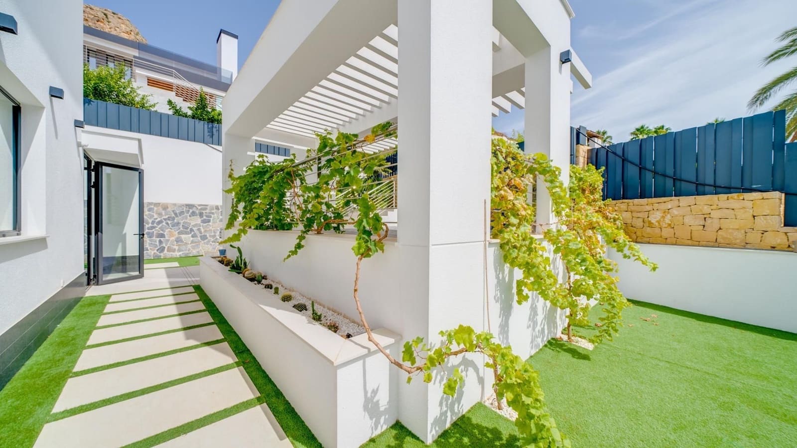 Chalet de 5 habitaciones en Finestrat en venta con piscina - 1.999.000 € (Ref: 7801125)