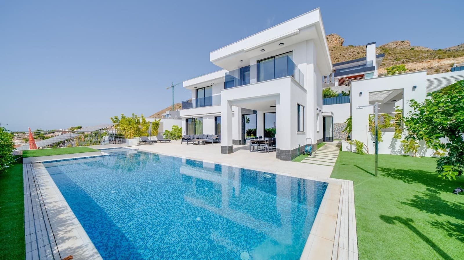 Chalet de 5 habitaciones en Finestrat en venta con piscina - 1.999.000 € (Ref: 7801125)